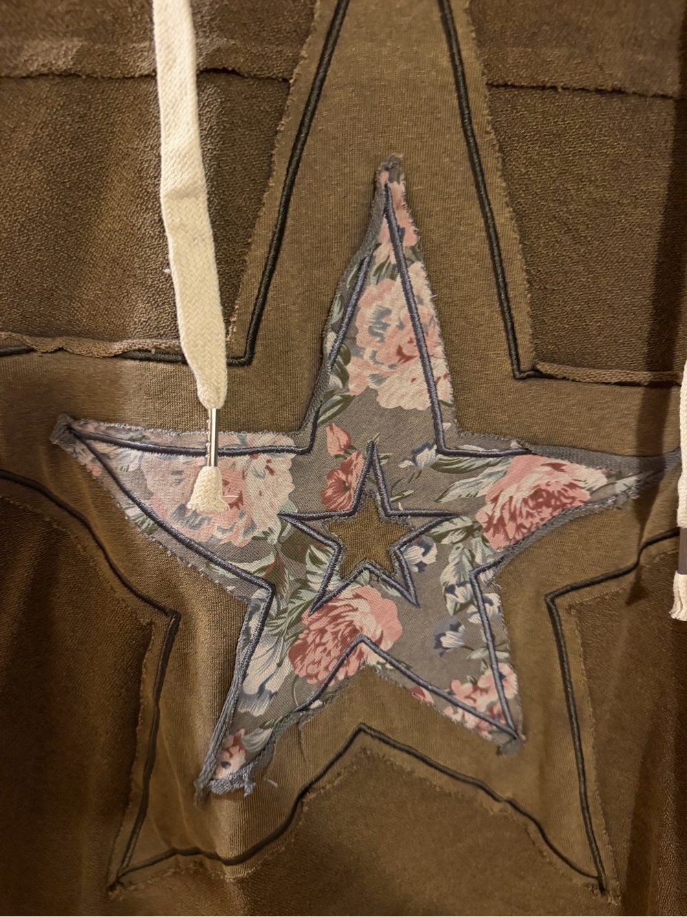 POL Olive Green Star Hoodie with Floral Accent - Picture 2 of 3